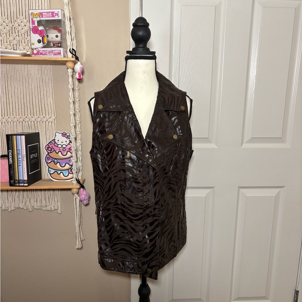 Brown vintage faux leather vest